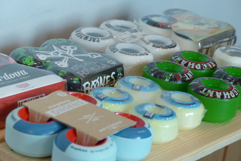 Studio Longboard | Skateshop & Kurse | Aufnahmen und Proberaum