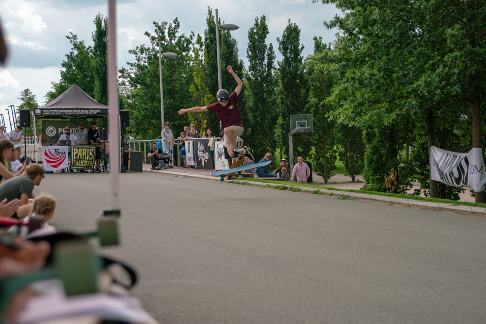 Studio Longboard | Skateshop & Kurse | Aufnahmen und Proberaum