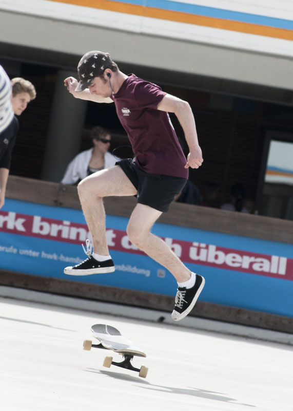 Studio Longboard | Skateshop & Kurse | Aufnahmen und Proberaum