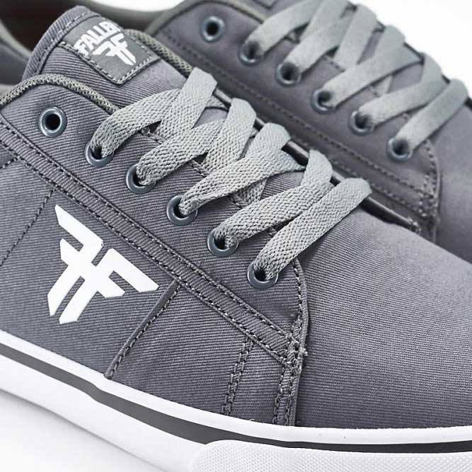 Studio Longboard | Skateshop & Kurse | Aufnahmen und Proberaum