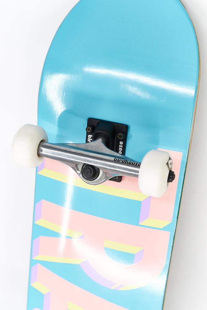 Studio Longboard | Skateshop & Kurse | Aufnahmen und Proberaum