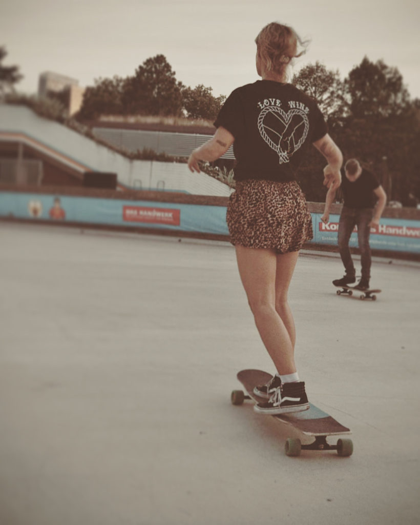 Studio Longboard | Skateshop & Tonstudio in Hamburg | Longboards, Surfskates, Musikproduktion