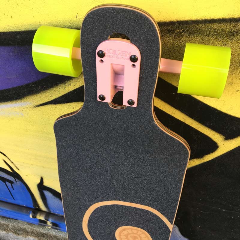 Studio Longboard | Skateshop & Kurse | Aufnahmen und Proberaum